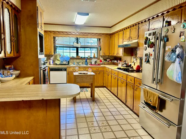 $349,000 | 1184 Hawthorne Drive, McComb, MS 39648