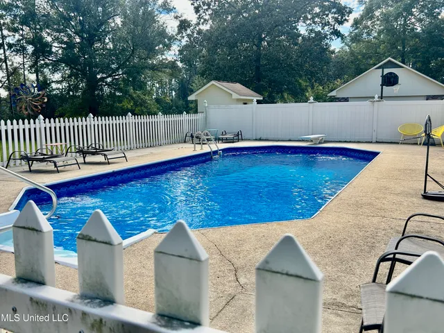 $349,000 | 1184 Hawthorne Drive, McComb, MS 39648