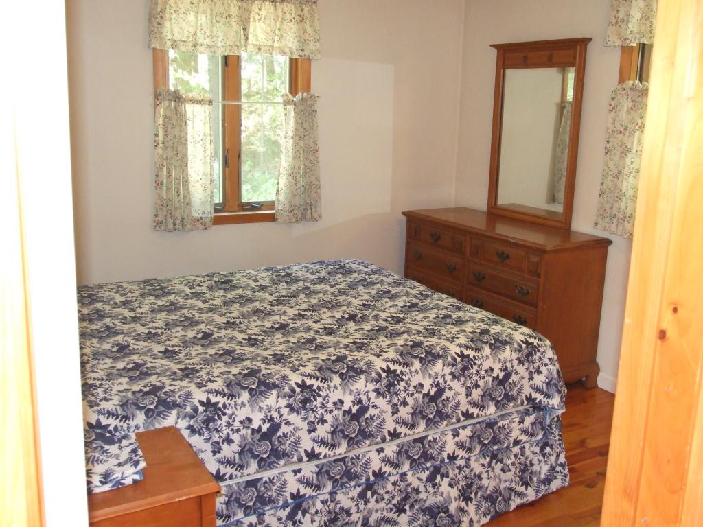 271 Old Forest Road Stoddard, NH 03464 - Photo 14 of 31