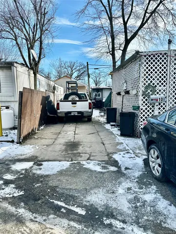 $150,000 | 10 Fern Avenue, Bay Shore, NY 11706