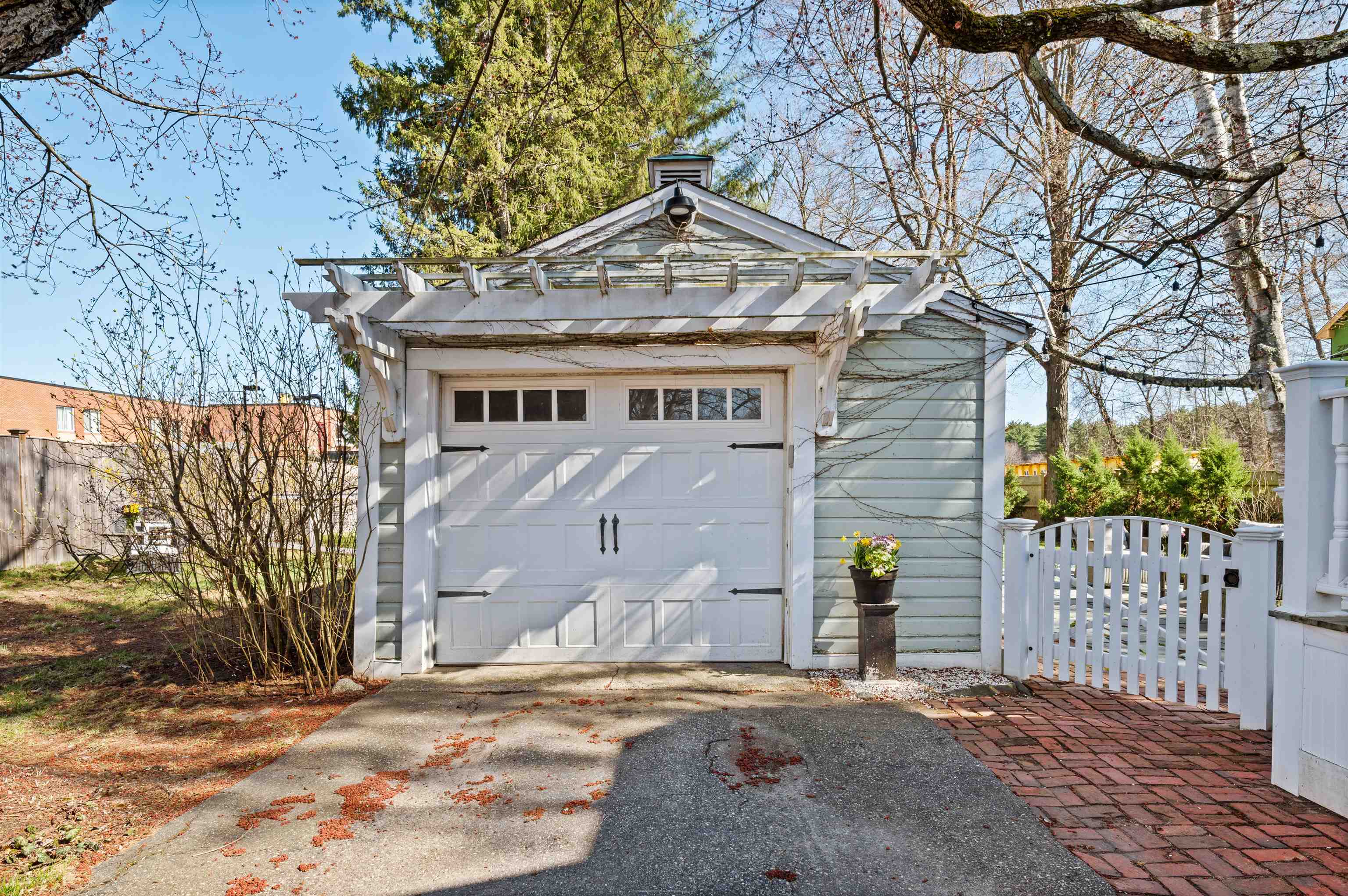 46 Linden Street Exeter, NH 03833 - Photo 4 of 42