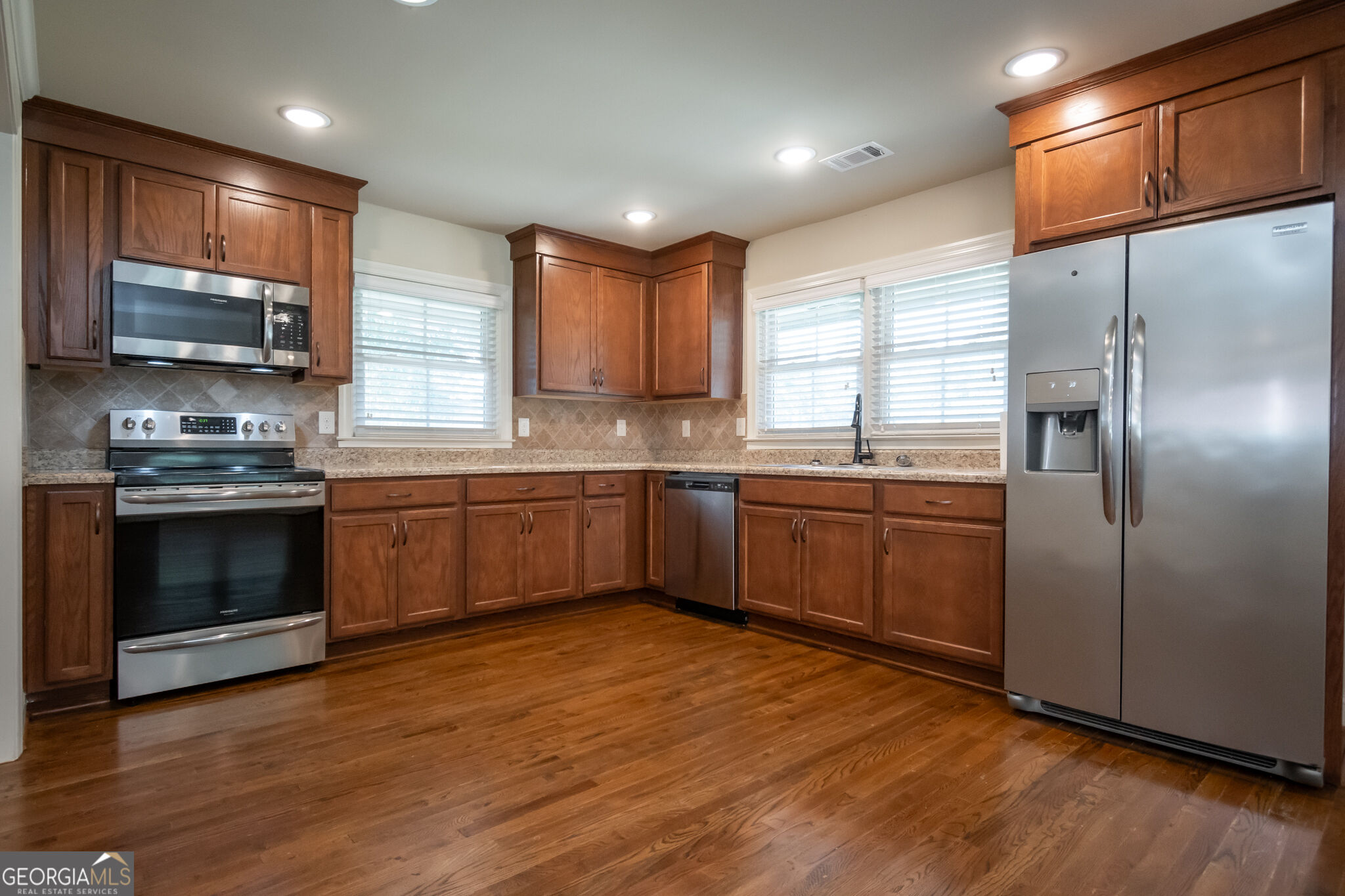 2029 Gratis Road Monroe, GA 30656 - Photo 8 of 52 Gallery Image 8