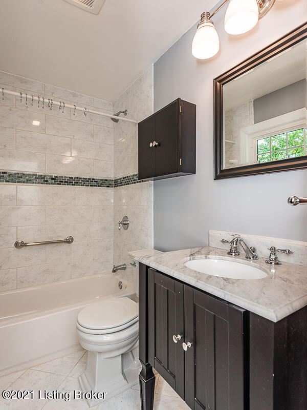4213 Alton Road Louisville, KY 40207 - Photo 30 of 38 full bath, 2nd floor