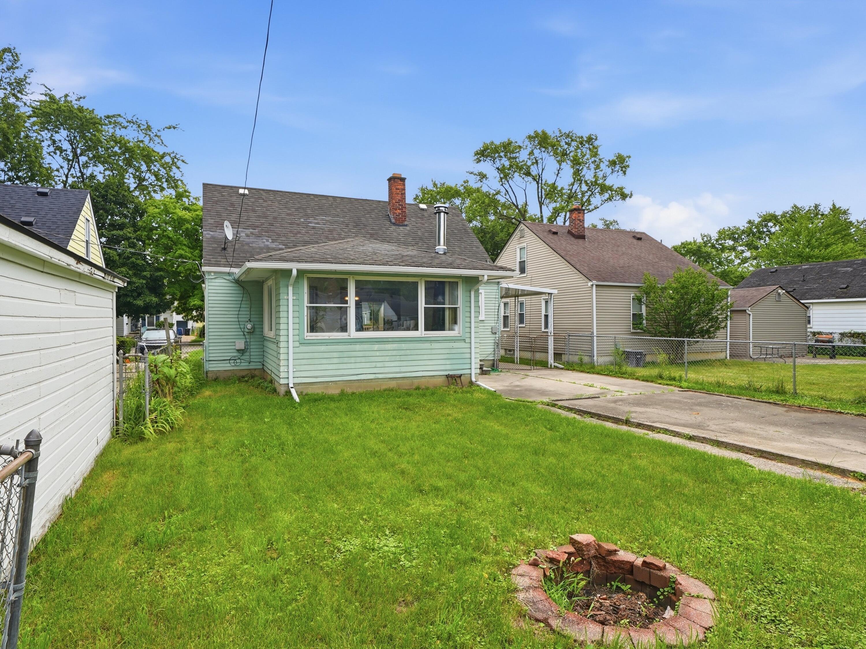 15943 Kinloch Street Redford, MI 48239 - Photo 30 of 35 DSC03523