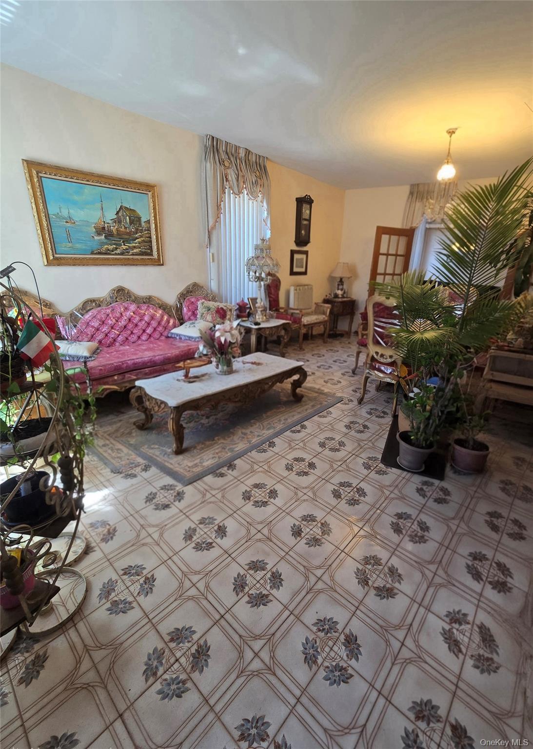 90-01 Albert Road Queens, NY 11417 - Photo 4 of 24