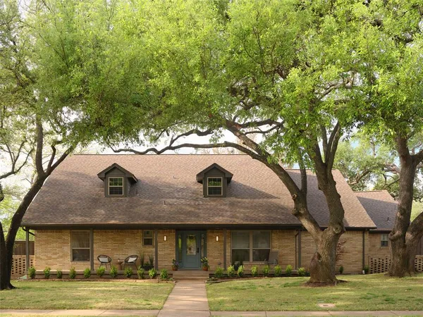 $1,350,000 | 7116 Aberdeen Avenue, Dallas, TX 75230