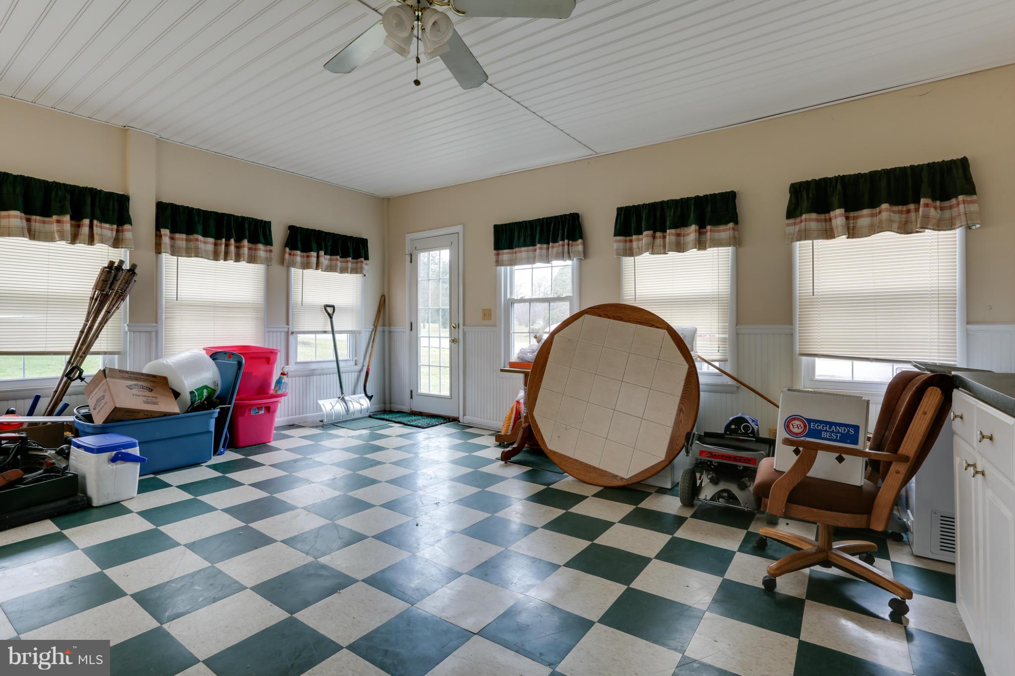 927 Waters Avenue Fallston, MD 21047 - Photo 16 of 27 Interior (General)