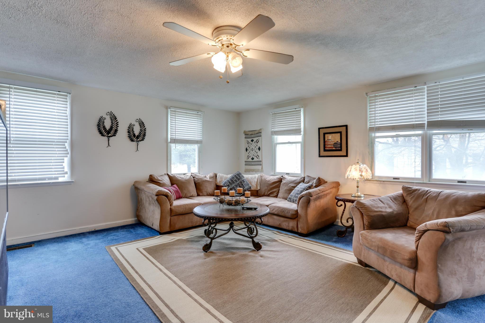 927 Waters Avenue Fallston, MD 21047 - Photo 3 of 27 Family Room