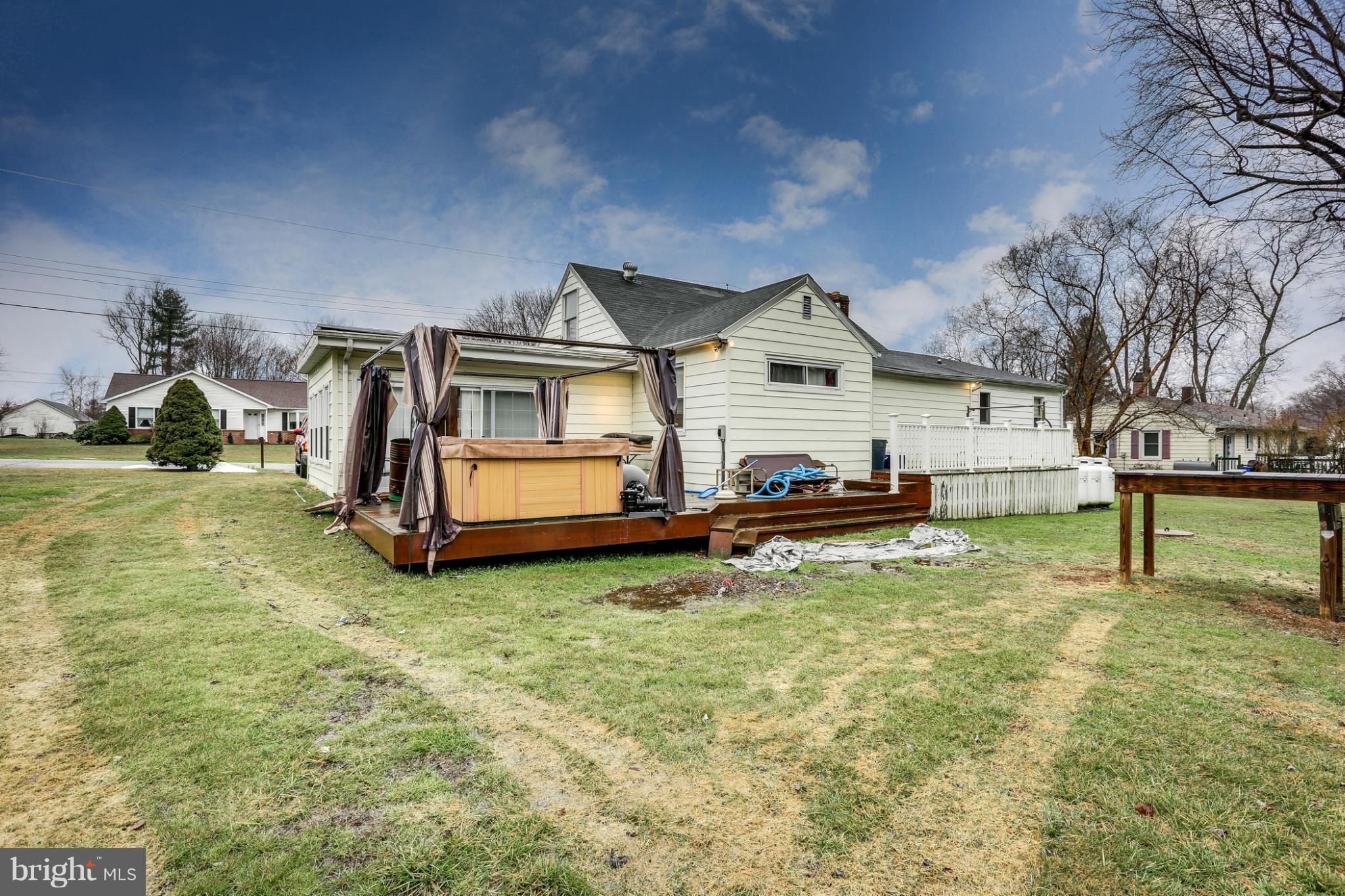 927 Waters Avenue Fallston, MD 21047 - Photo 26 of 27 Exterior (Rear)