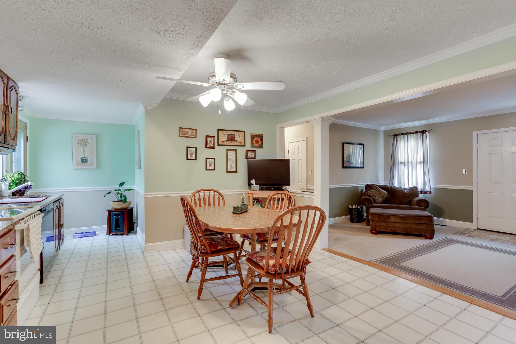 927 Waters Avenue Fallston, MD 21047 - Photo 10 of 27 Dining Room