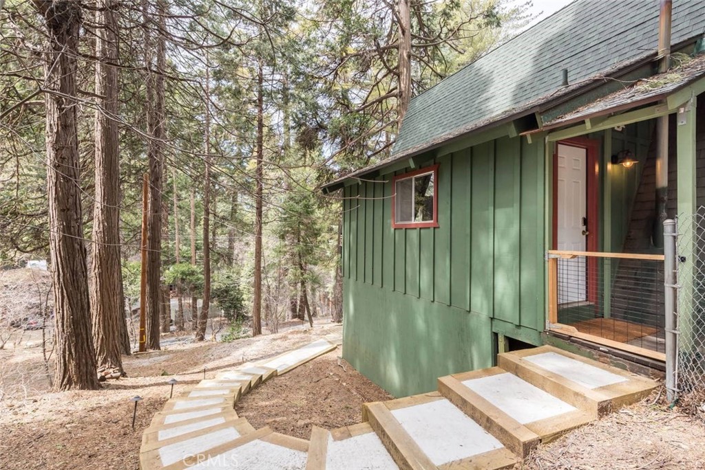 911 Kuffel Canyon Road Lake Arrowhead, CA 92385 - Photo 23 of 23