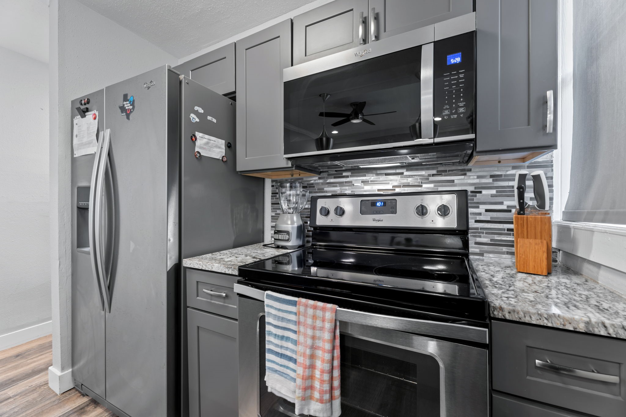412 Drew Street, Unit 3 Houston, TX 77006 - Photo 7 of 25