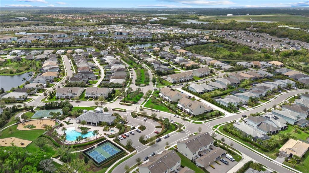 3310 Chestertown Loop Bradenton, FL 34211 - Photo 43 of 71 an aerial view of residential houses with outdoor space
