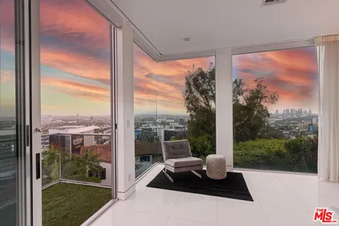$4,500,000 | 1377 Miller Place, Los Angeles, CA 90069