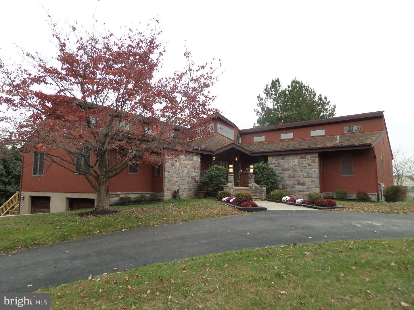 81 Line Road Trenton, NJ 08690 - Photo 4 of 24 Exterior Side