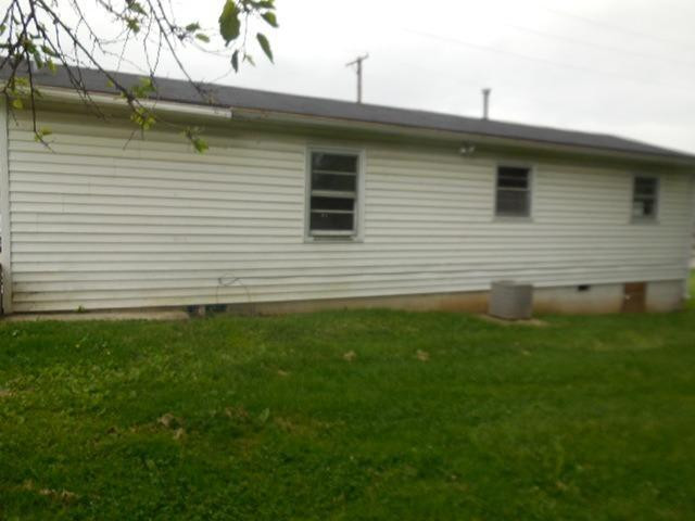 25 Spring Street Winchester, KY 40391 - Photo 5 of 16 Back of House