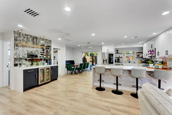 $10,000 | 707 West Boulevard Chatelaine, Delray Beach, FL 33445