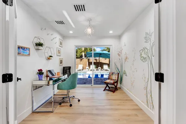 $10,000 | 707 West Boulevard Chatelaine, Delray Beach, FL 33445
