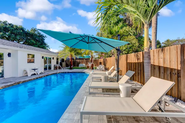 $10,000 | 707 West Boulevard Chatelaine, Delray Beach, FL 33445