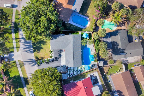 $10,000 | 707 West Boulevard Chatelaine, Delray Beach, FL 33445