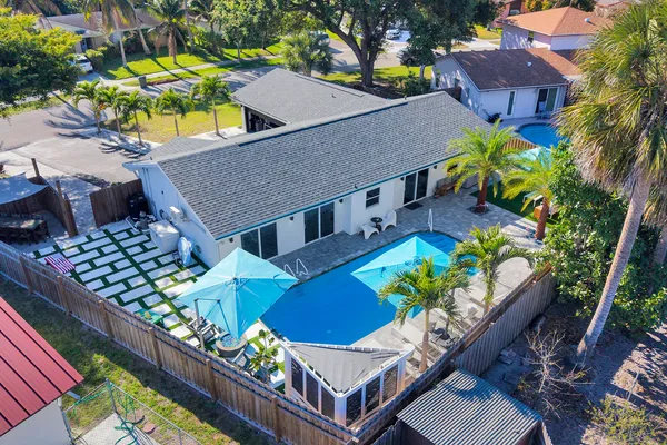 $10,000 | 707 West Boulevard Chatelaine, Delray Beach, FL 33445