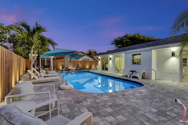 $10,000 | 707 West Boulevard Chatelaine, Delray Beach, FL 33445