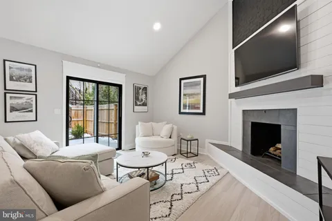 $341,900 | 6 Heron Drive, Denver, PA 17517