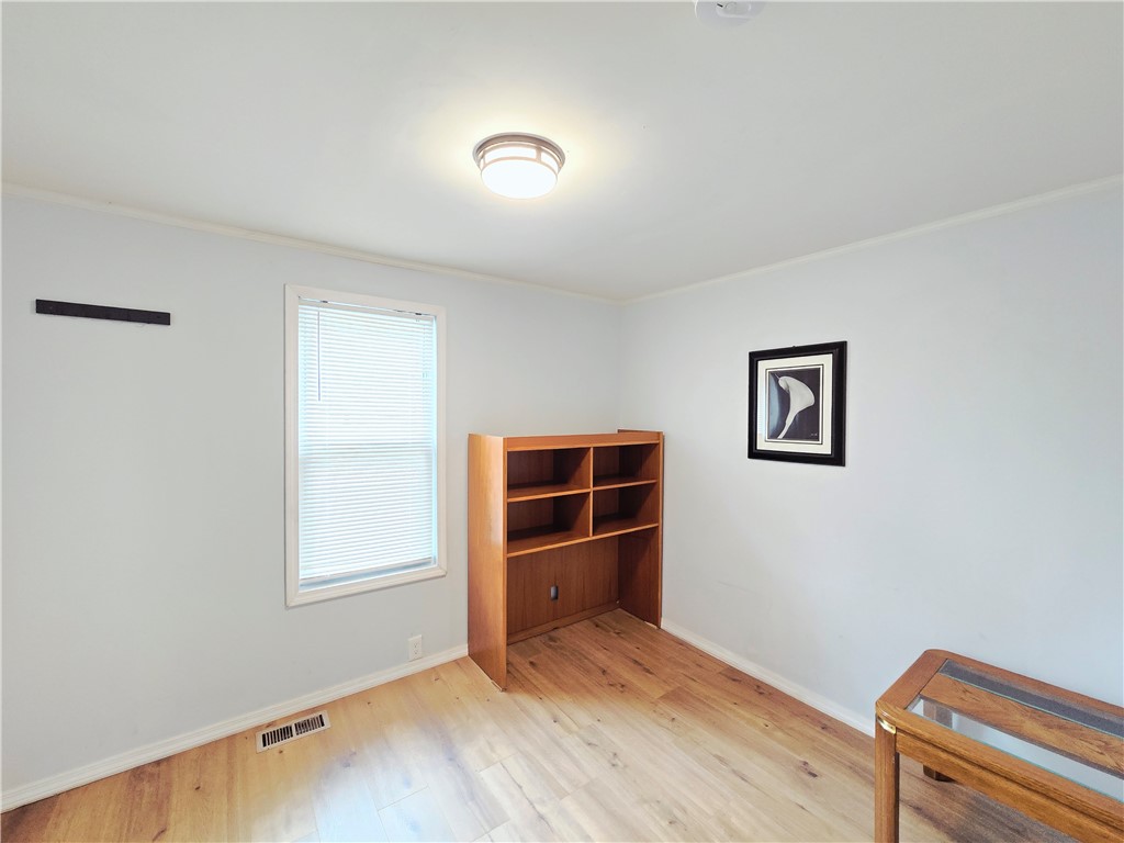 136 Gregory Street Rochester, NY 14620 - Photo 14 of 50