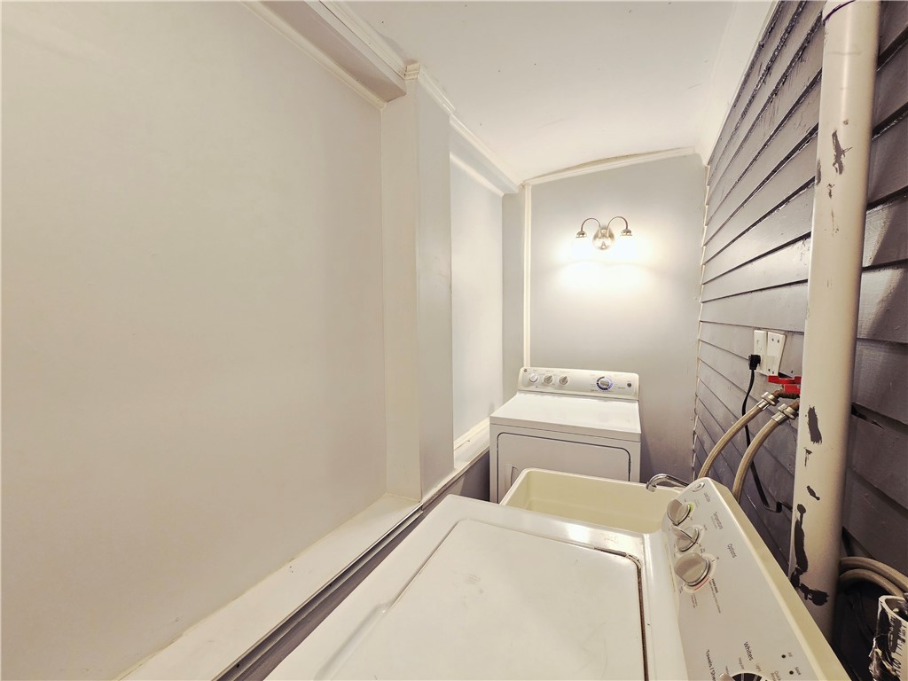 136 Gregory Street Rochester, NY 14620 - Photo 24 of 50