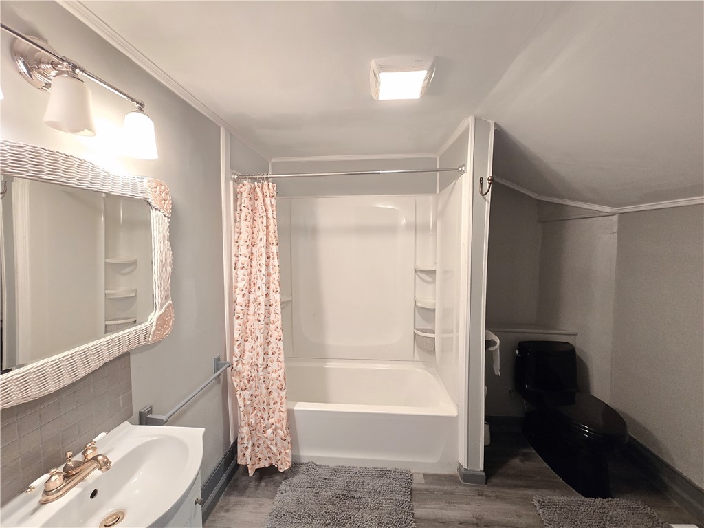 136 Gregory Street Rochester, NY 14620 - Photo 32 of 50