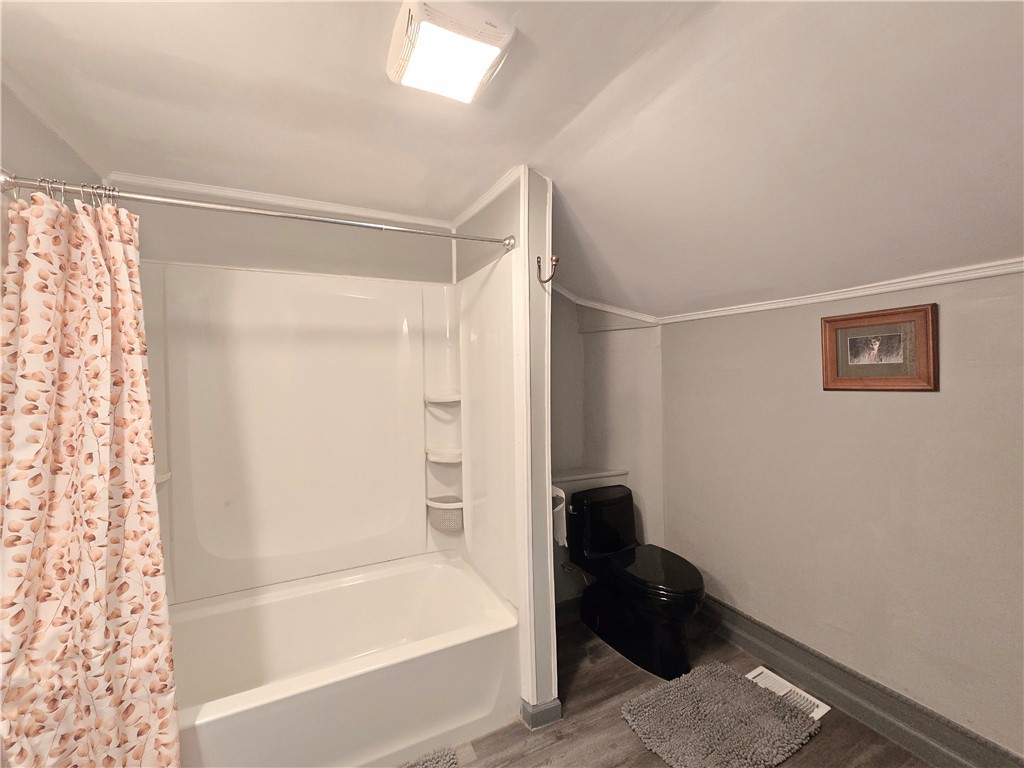 136 Gregory Street Rochester, NY 14620 - Photo 33 of 50