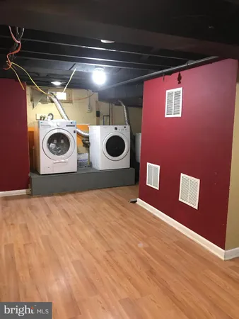 a view of an outdoor space with seating area