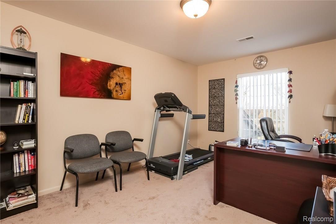3552 Tremonte Circle, Unit 132 Rochester, MI 48306 - Photo 9 of 23 tremonte15.jpg