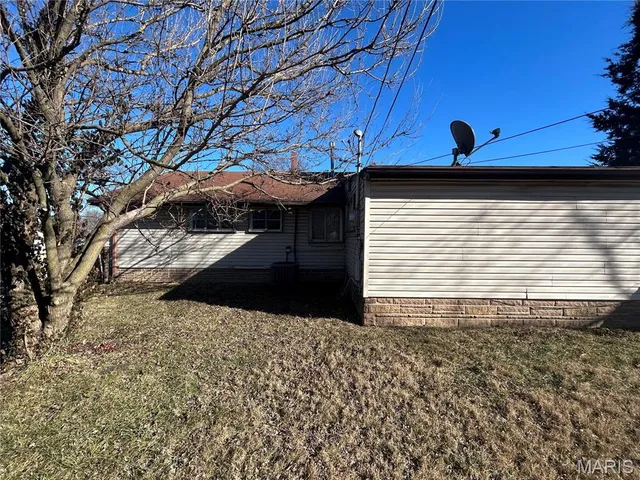 $69,900 | 5547 Holborn Drive, St. Louis, MO 63135