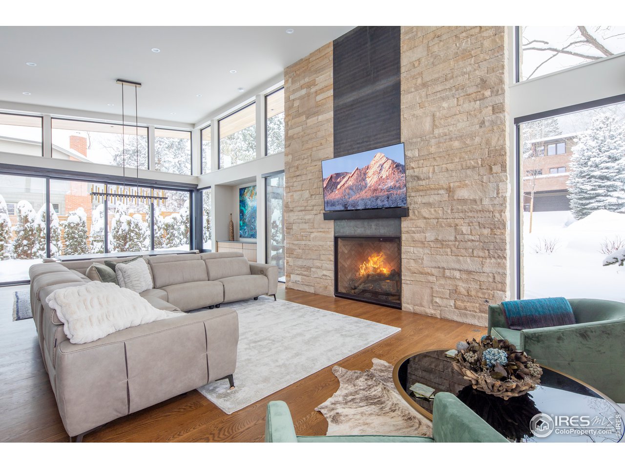 804 Euclid Avenue Boulder, CO 80302 - Photo 12 of 40 Every window in the great room has motorized shades