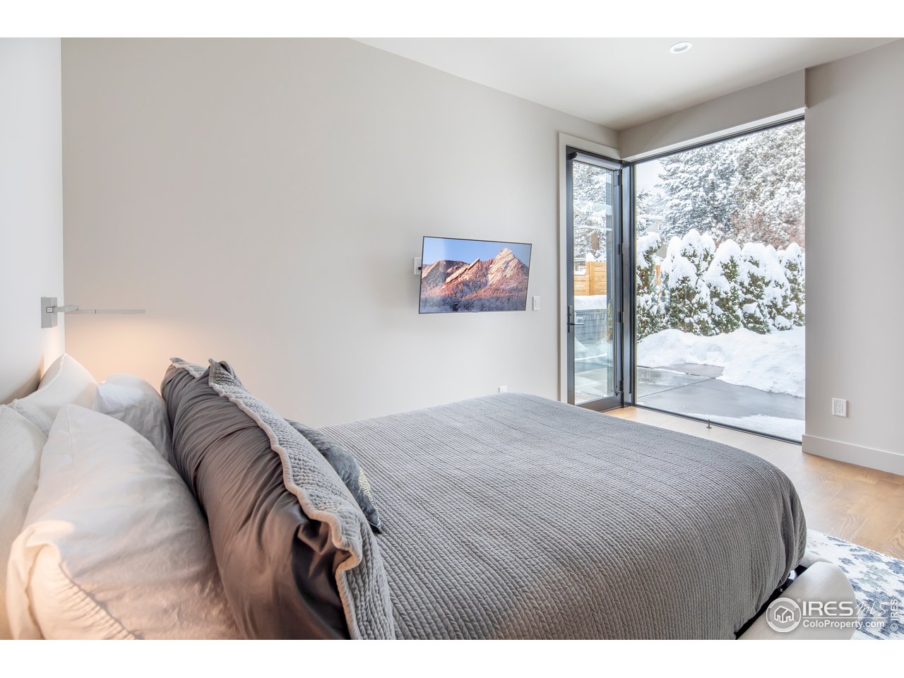 804 Euclid Avenue Boulder, CO 80302 - Photo 34 of 40 Main Floor Bedroom