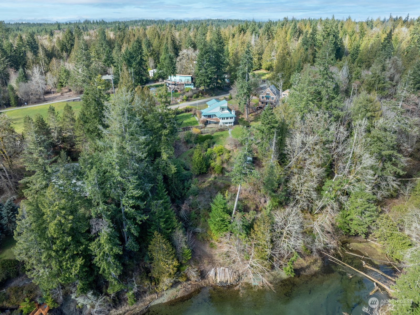 151 East Robbins Road Grapeview, WA 98546 - Photo 5 of 20 Gallery Image 5