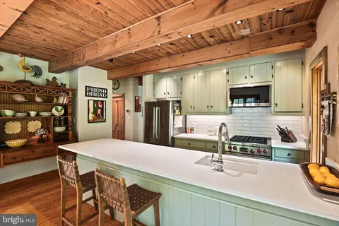 $1,550,000 | 9126 Potomac Ridge Road, Great Falls, VA 22066