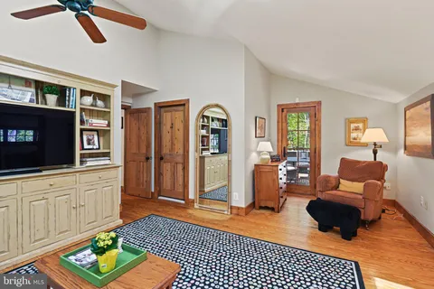 $1,550,000 | 9126 Potomac Ridge Road, Great Falls, VA 22066