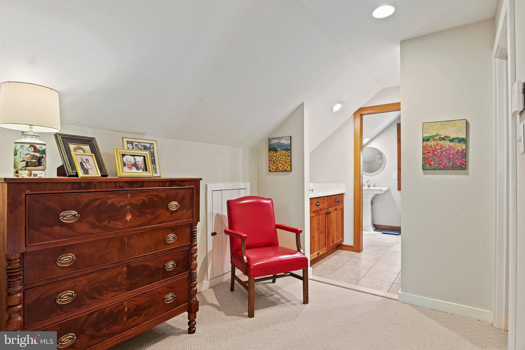 9126 Potomac Ridge Road Great Falls, VA 22066 - Photo 21 of 43