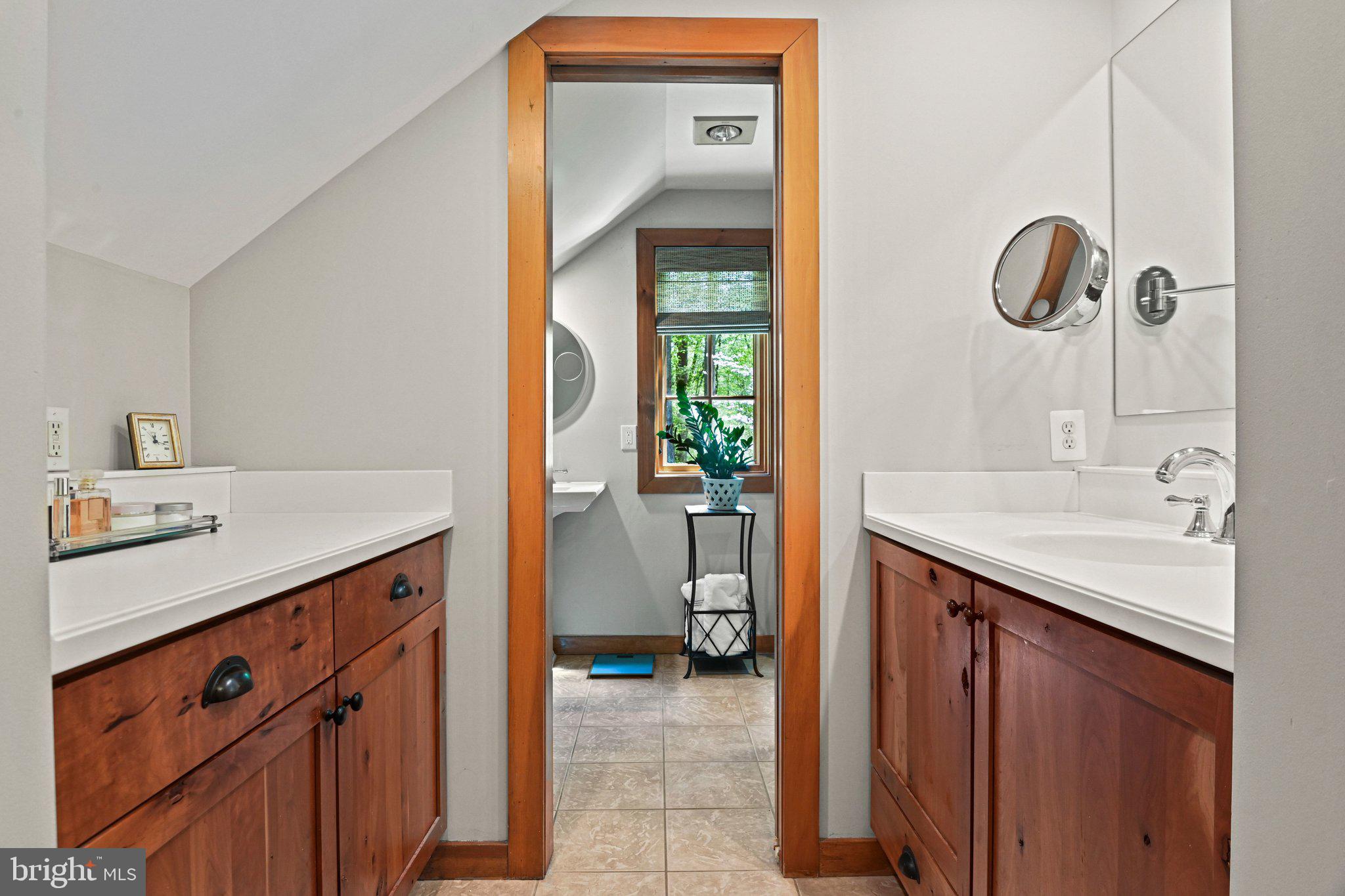 9126 Potomac Ridge Road Great Falls, VA 22066 - Photo 22 of 43