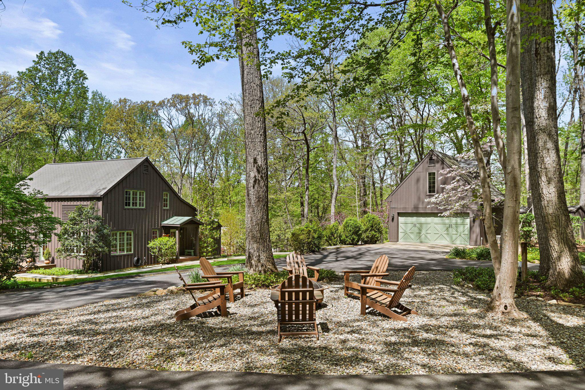 9126 Potomac Ridge Road Great Falls, VA 22066 - Photo 38 of 43