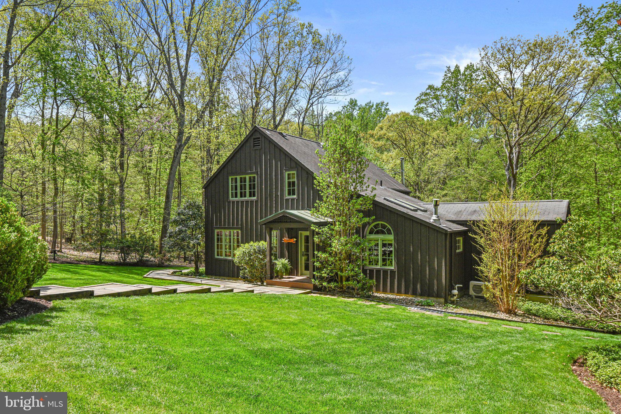 9126 Potomac Ridge Road Great Falls, VA 22066 - Photo 39 of 43