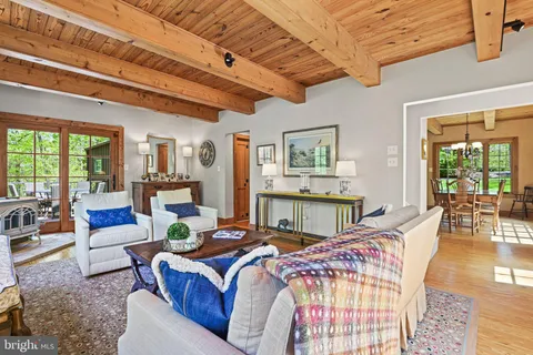 $1,550,000 | 9126 Potomac Ridge Road, Great Falls, VA 22066