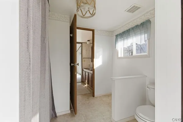 $299,900 | 61 North River Drive, Hastings, NY 13036