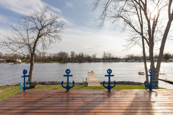 $299,900 | 61 North River Drive, Hastings, NY 13036