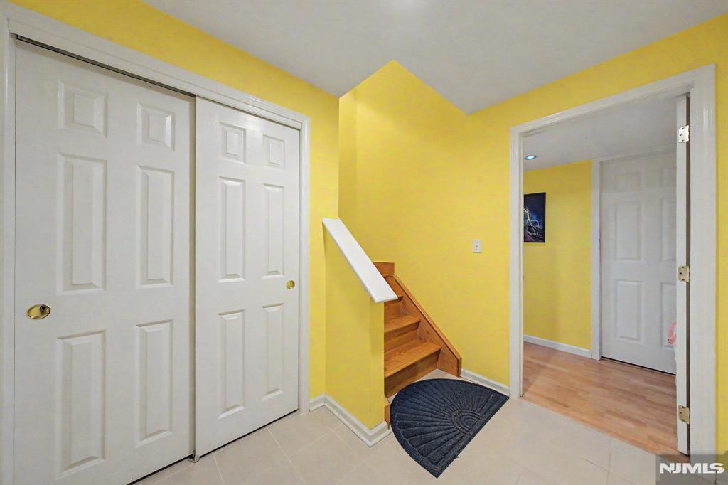 1 Skytop Ridge Oakland, NJ 07436 - Photo 28 of 43