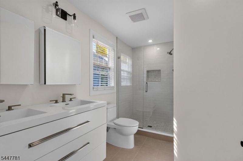 18 Walnut Street, Unit B Summit, NJ 07901 - Photo 9 of 19