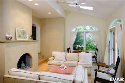 209 Main Street Emmaus, PA 18049 - Photo 3 of 5 Gallery Image 3