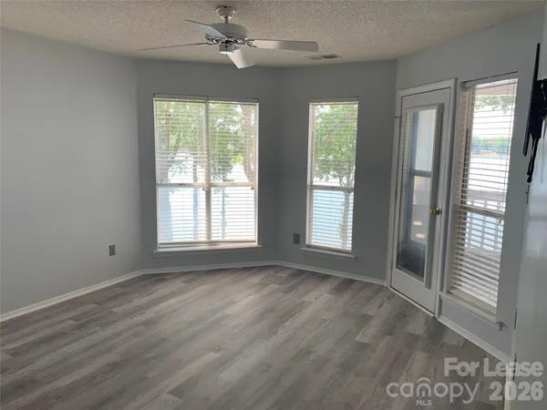 $2,400 | 912 Southwest Drive, Davidson, NC 28036